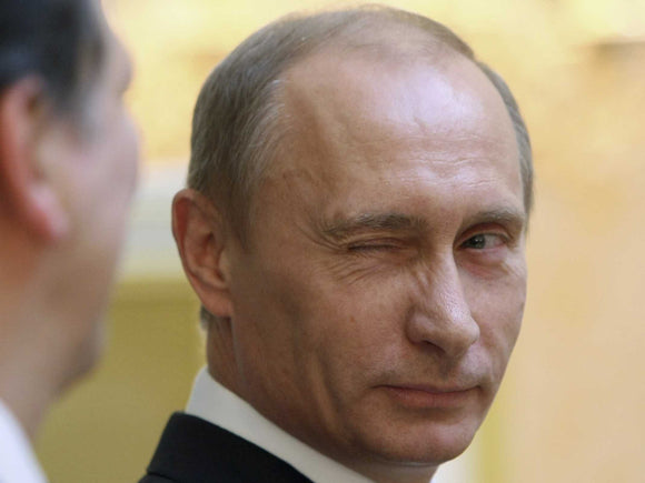 12 Memorable Times Putin Said “You’re Welcome” with a Congratulations Card